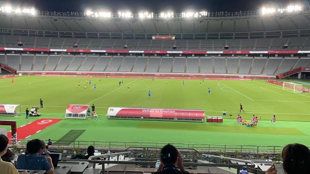 乐鱼体育官网-现场手记：目标夺金的史上最强日本国奥 空场起航